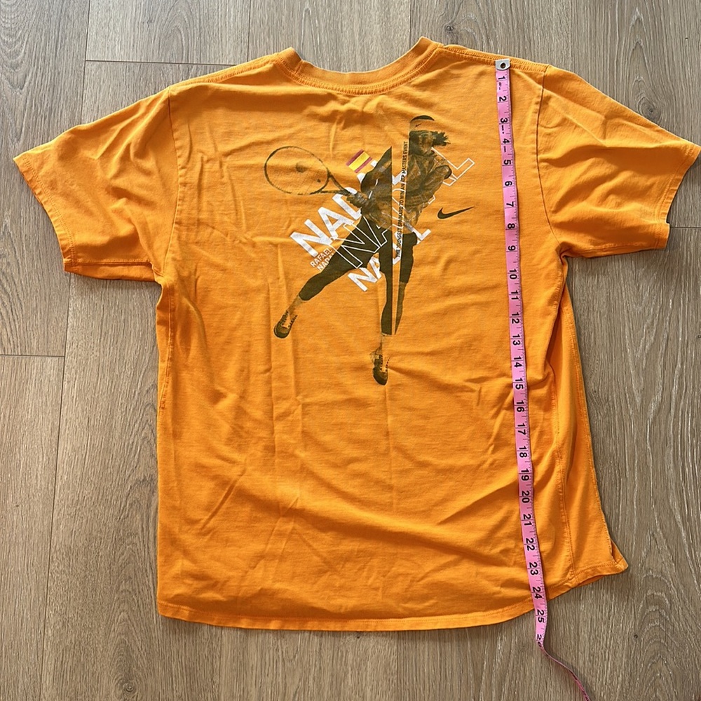 Retro Rafa Nadal Nike Orange Tennis T-Shirt - size Medium